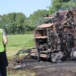 FW-SE: Feuer einer Rundballenpresse während Erntearbeiten in Wakendorf II