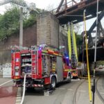 FW-DO: Brand unter einer Bahnbrücke sorgte für Sperrungen