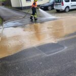 FW Bergheim: Abschlussmeldung: Mehrere Einsätze nach Starkregenereignis in Bergheim-Büsdorf Schlamm von zwei Feldern abgerutscht – Zahlreiche Keller unter Wasser – Stundenlanger Einsatz der Feuerwehr