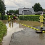 FW Alpen: Wasser drohte in Keller zu laufen