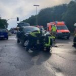 FW-EN: Verkehrsunfall mit drei Verletzten