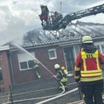 FW-ROW: Einfamilienhaus gerät in Brand