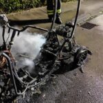 FW-PL: Ortsteil Eschen – Motorroller brennt vollständig aus