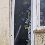 FFW Schiffdorf: Brandstiftung in Einfamilienhaus – geringer Brandschaden dank schnellem Einsatz