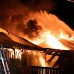 FW-SE: Wohngebäude durch Feuer komplett zerstört