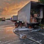 FW Bad Segeberg: BAB 21 – Feuer im Anhänger verlief glimpflich