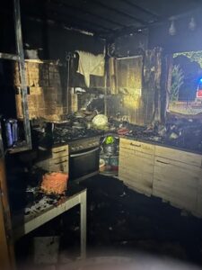 FW Minden: Küchenbrand sorgt für nächtlichen Einsatz