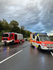 FW Helmstedt: Verkehrsunfall BAB2, drei PKW, vier Verletzte