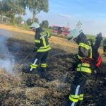 FW-KLE: Ausbreitungsgefahr groß: Freiwillige Feuerwehr Bedburg-Hau trainiert das Löschen von Flächenbränden