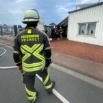 FW Bocholt: Feuer an einer Lackiererei im Gewerbegebiet