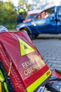 FW-OB: Schwerer Verkehrsunfall auf der A3: Vier Verletzte