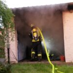 FW Celle: Garagenbrand in der Heese