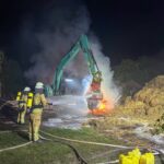 FW Osterholz-Scharm.: 10stündiger Einsatz in Ohlenstedt – Feuerwehr kann Übergreifen der Flammen auf Nachbargebäude verhindern