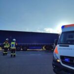 FW Stockach: Verkehrsunfall zwischen PKW und LKW