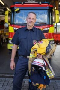 FW Ratingen: Bekanntes Gesicht zurück – Neuer Leiter der Feuerwehr Ratingen