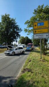 FFW Schiffdorf: Verkehrsunfall mit drei Verletzten – Bremerhavener Straße teilweise voll gesperrt