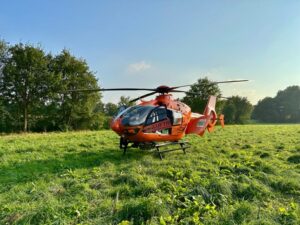 FW Hünxe: Kollision zwischen Motorrad und Traktor – Rettungshubschrauber im Einsatz