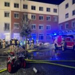 FW-KLE: Brand am Postgebäude