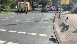 FW-GE: Verkehrsunfall in Gelsenkirchen Schalke mit mehreren verletzten Personen