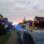 FW Ratingen: Ratingen-Ost. Am 03.10.2024 um 18:20 Uhr wurde die Feuerwehr Ratingen wegen eines brennenden Wäschetrockners in einem Wohnhaus alarmiert.