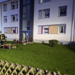 FW Rösrath: Kellerbrand in Mehrfamilienhaus