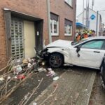 FW-OB: Verkehrsunfall auf der Mülheimer Straße in Oberhausen