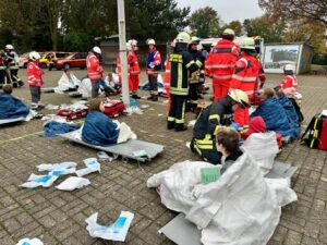 FW-MH: Erfolgreicher MANV-Großeinsatz in Mülheim durchgeführt