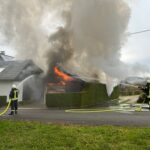 FW-OE: Carportbrand in Lennestadt-Grevenbrück greift auf Wohngebäude über – Gebäude unbewohnbar