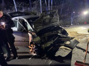 FW-EN: Schwerer Verkehrsunfall in der Nacht zum Sonntag