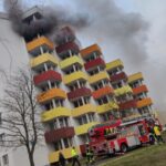 FW Celle: Aktuelle Einsatzinfo – Wohnungsbrand!