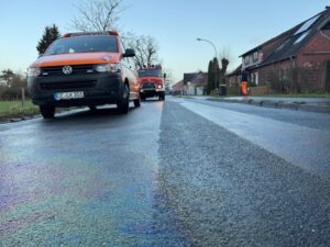 FW Flotwedel: Hydraulikleitung geplatzt – Ortsfeuerwehr Langlingen rückt zu technischer Hilfeleistung aus