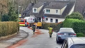 FW-EN: Ölspur in verschiedenen Straßen am Nacken und Sonnenstein – Straßenbauarbeiten mögliche Ursache