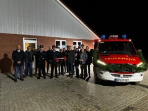 FW-ROW: Feierliche Übergabe des neuen Feuerwehrgerätehauses und Tragkraftspritzenfahrzeugs der Ortsfeuerwehr Ostendorf