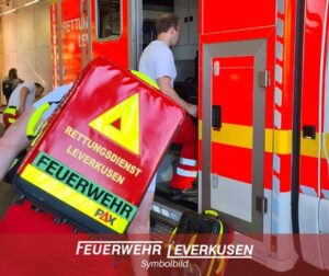 FW-LEV: PKW Brand nach Verkehrsunfall