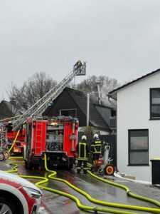 FW Witten: Dachstuhlbrand in Buchholz