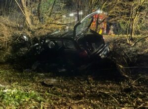 FW Grevenbroich: Ein Verletzter nach Verkehrsunfall bei Grevenbroich-Neukirchen