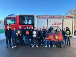 FW-OE: Erfolgreiches Seminar für Brandschutzerzieher der Feuerwehr Lennestadt