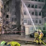 FW-E: Großbrand in Essener Innenstadt – Flammen schießen 18 Meter in den Himmel