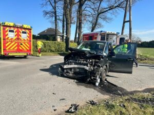 FW Bocholt: Feuerwehr und Rettungsdienst der Stadt Bocholt gleich mehrfach im Einsatz