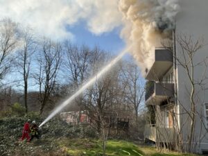 FW-GLA: Wohnungsbrand am Busfortshof- Keine Verletzten